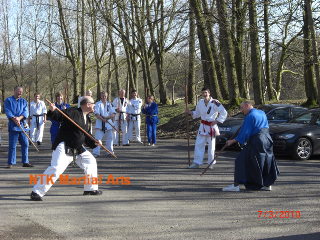Fred Bateman Sensei teaches Kobudo out in the sunshine! 